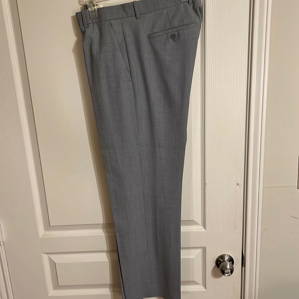 Theory size 33x32 gray wool dress pants
